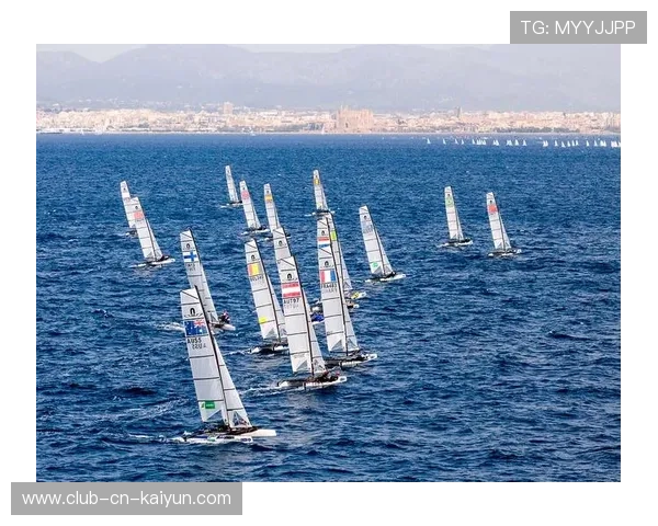 世界帆船赛进入决赛阶段，中国队表现出色，世界帆船赛基地